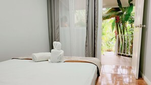 Ảnh chưa phân loại, 4 trong số 14 ảnh, nút