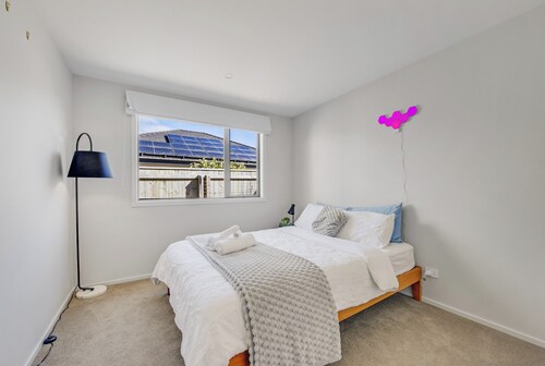 Perfect Stylish - Nelson Holiday Home