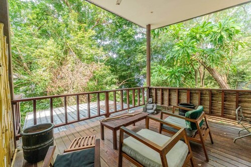 Saboga Lodge | Ocean view Deluxe Suite
