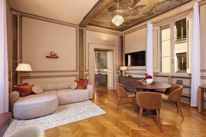 Junior Suite, City View | Bahagian dalam