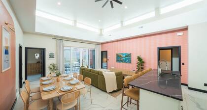 The Metta: Cowboy Pool + Sauna, Sleeps 9
