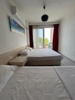 Suite estudio familiar, balcón, vistas al mar