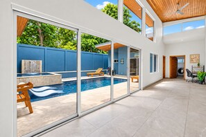 Work space and view from Kitchen and Living room - Casa Carlayna - tranquil villa in Potrero. Pool/Cool water Jacuzzi, WiFi, AC. (Potrero)