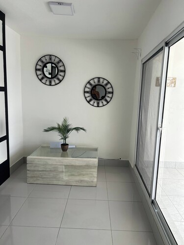 Luxurious Villa Retreat With Private Pool in Villa Vásquez