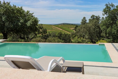 Luxurious newly rebuilt villa with infinity pool