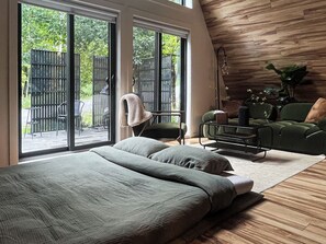 Room - Luxury A-Frame Stay w/ Fire Pit (Taberg)