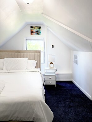 Unclassified image, 3 of 43, button - DC Getaway: Cozy 4BR Oasis by Metro & Airports (Arlington)
