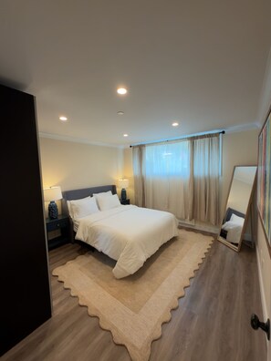Unclassified image, 3 of 48, button -  Pacifica Surfing Beach 1 Bedroom 1 bath (Pacifica)
