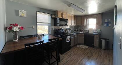 Home Workplace/Getaway