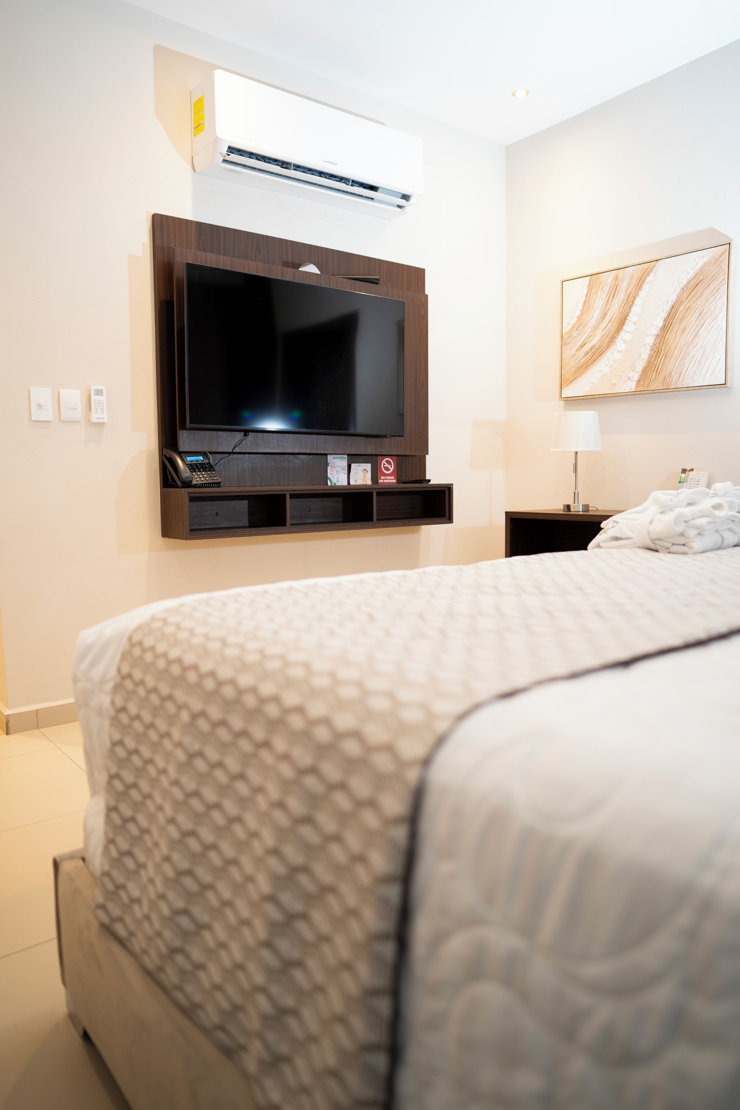 Luxury Room | Free WiFi
