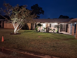 Unclassified image, 3 of 47, button - Inground pool, firepit, gas grill! Designer interior and luxury bedding! (New Iberia)