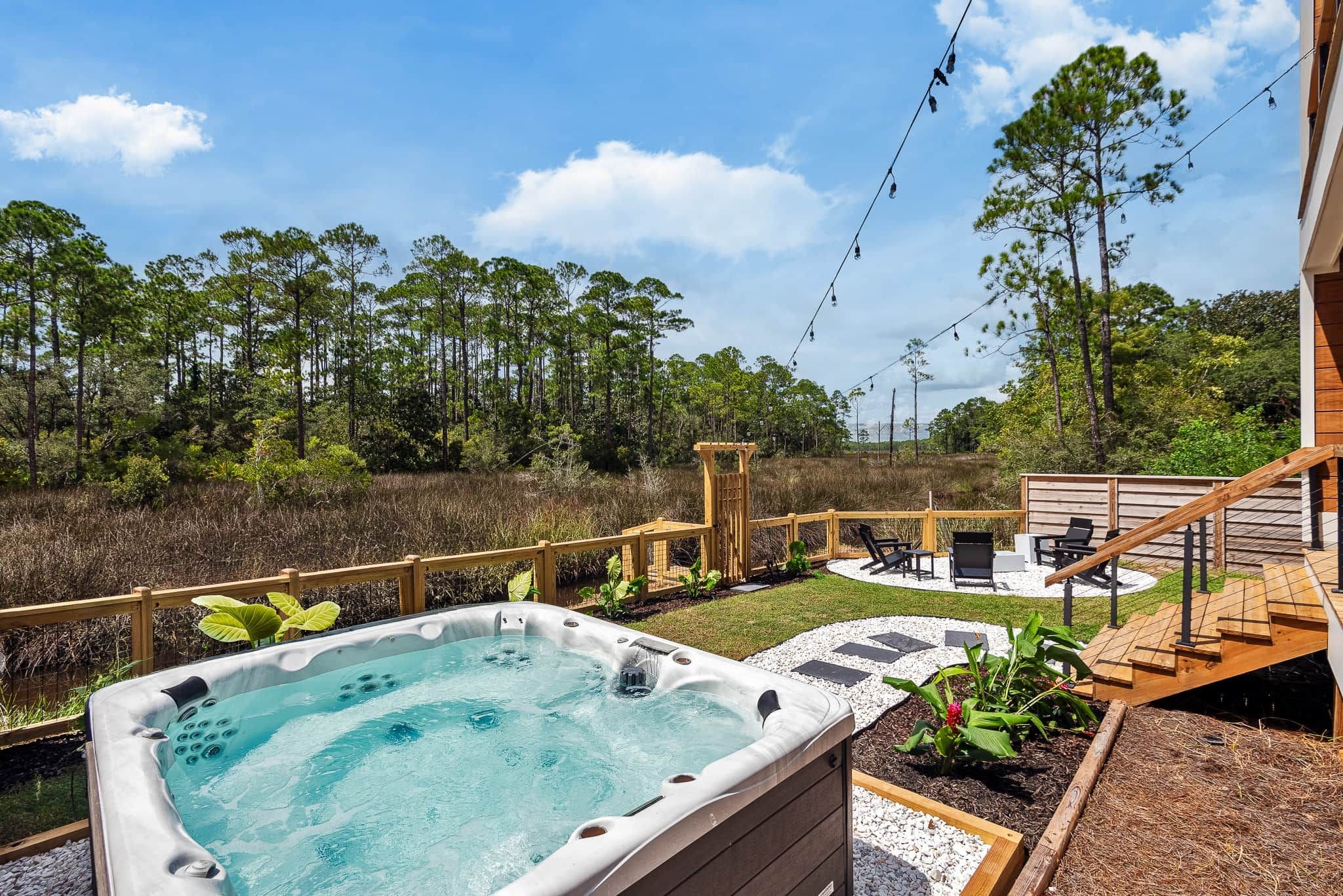 Outdoor spa tub
