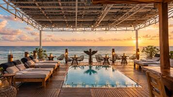 Rooftop pool