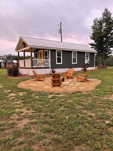 Miss Bee Have - Peaceful retreat among the pines!