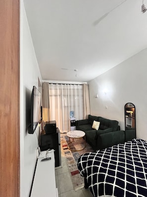 Living area - Cosy, homely haven made just for you! (Nairobi)