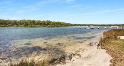 The Inlet Nook in Sussex