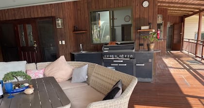 Private Hinterland Retreat