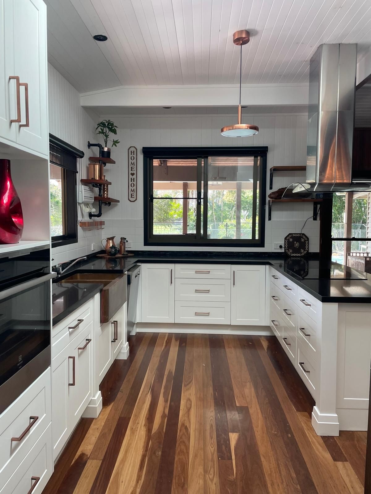 Luxury Cottage, 4 Bedrooms, Garden View | Private kitchen