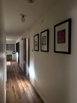 Interior - Spacious 3BR/2BA Home- Fully Furnished + WiFi (Paducah)