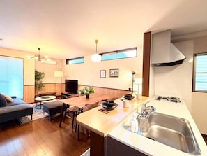 Comfort Villa, Balcony | Private kitchen - NIKYO Nishi 9 Private Villa OSAKA (Osaka city ,Konohana-ku)