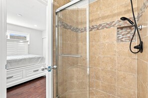 Shower, hair dryer, towels, soap - Cozy, Brand New 3 BR/2BA Home Near By Disneyland  with Backyard (Anaheim)