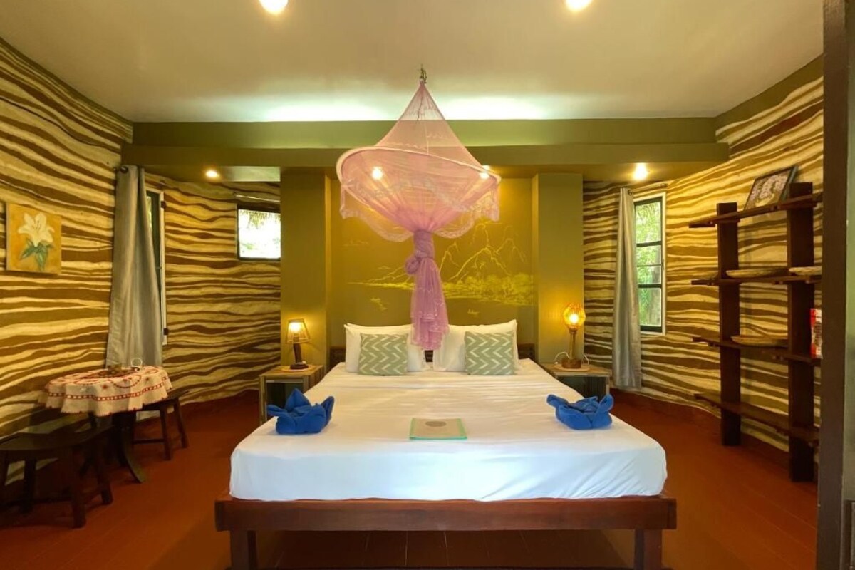 Eco Bungalow with Fan | In-room safe, free WiFi