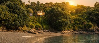 Shoreline Secrets on Oneroa Direct beach access