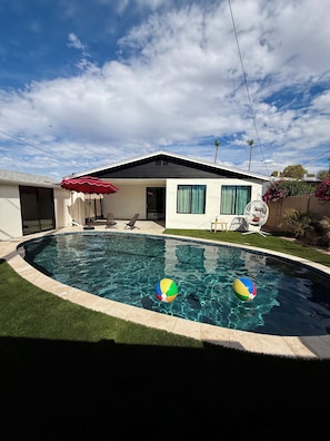 Unclassified image, 2 of 34, button - Modern Desert Oasis with private pool that sleeps 6! (Phoenix)