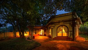 Suite, 2 camere da letto, vista cortile | Esterni