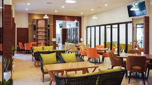 Dining - Horison Inn Artha Kencana Makassar Hotel (Makassar)
