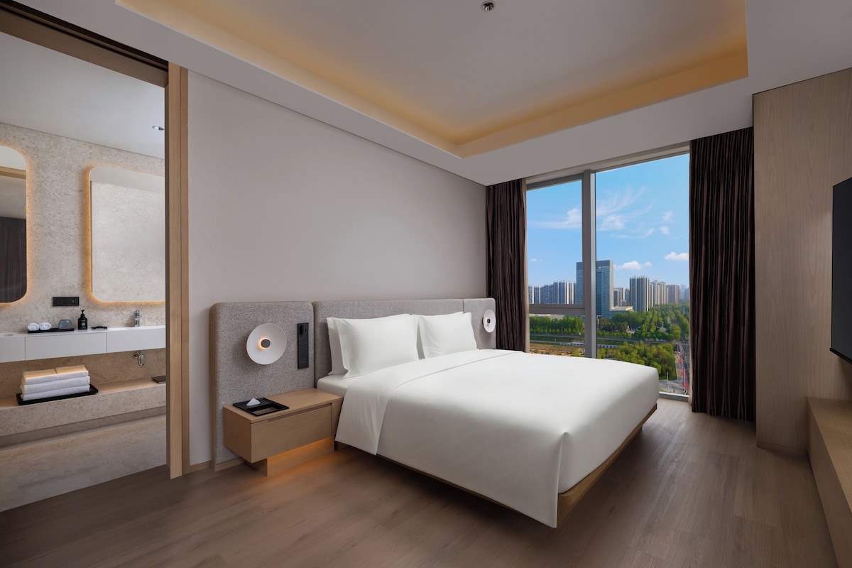 Standard Suite