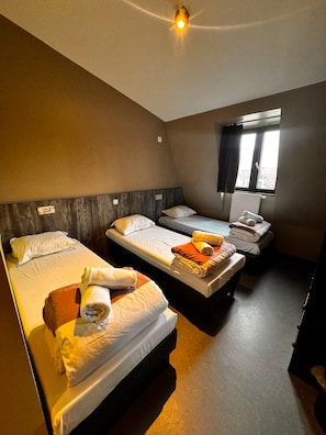 Room - Brxxl5 City Centre Hostel (Brussels)