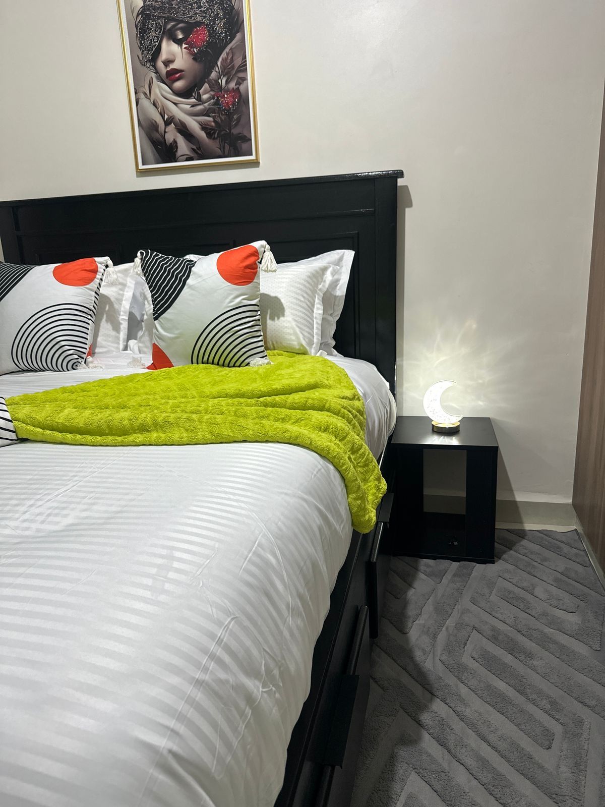 1 habitación, tabla de planchar con plancha, wifi gratis y ropa de cama 