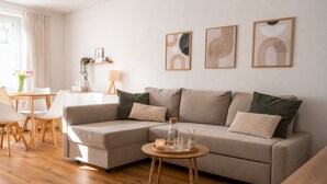 Living area - Vrbo Property (Schortens)