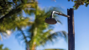 Beach - Beachfront Cabina · Ocean & Sunset · Fiber WiFi&AC (nosara)