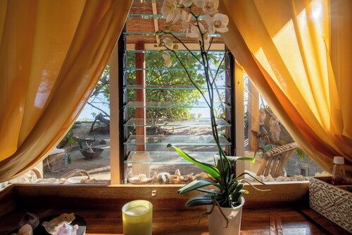 Beachfront Cabina · Ocean & Sunset · Fiber WiFi&AC