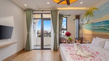 Quarto casal luxo, sacada, vista para a cidade | Vista para a cidade