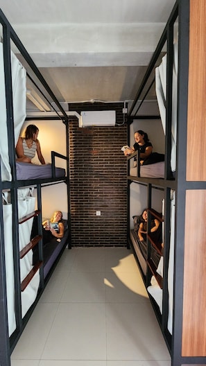 Blackout curtains, free WiFi - Nala's Home (Bali cliff)