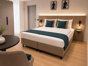 Ảnh chưa phân loại, 2 trong số 5 ảnh, nút