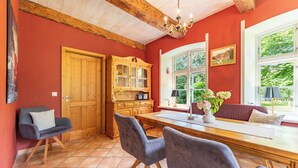 Unclassified image, 5 of 44, button - Vrbo Property (Witzwort)