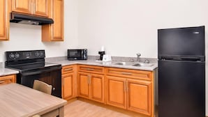 Private kitchen - Americas Best Value Inn at FM 1960 & Hwy 59 (Humble)