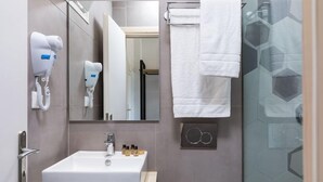 Bathroom - La Maison (Corfu)