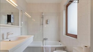 Bathroom - Residence Brussels South (St. Genesius-Rode)