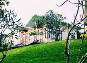 Bahagian luar