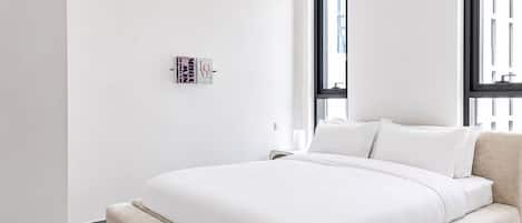 In-room safe, iron/ironing board, WiFi (free), bed sheets
