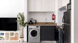 Private kitchen - Sahab - Urban Living 1BR by HA (Sharjah)