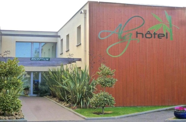 Unclassified image, 1 of 43, button - Brit Hotel Cancale (Cancale)