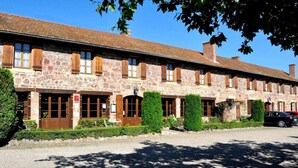Unclassified image, 2 of 24, button - Hotel Le Dahu (Parigny)