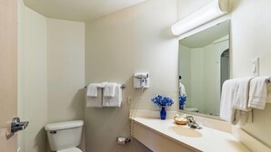 Bathroom - Motel6 Sidney, NE (Sidney)