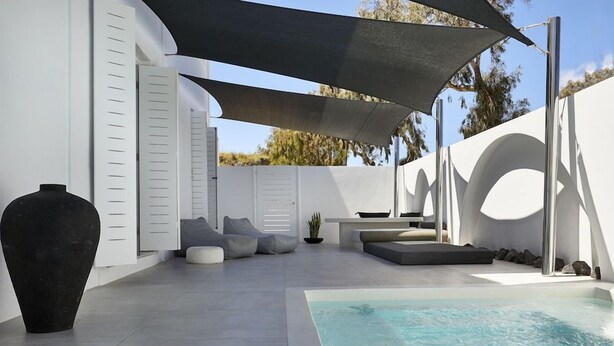 Pool - Le Blanc Resort Two Luxury Villas (Santorini)